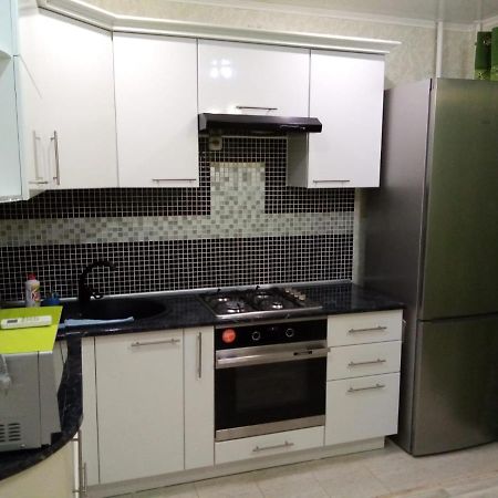 Кунаева 55 乌拉尔斯克 外观 照片